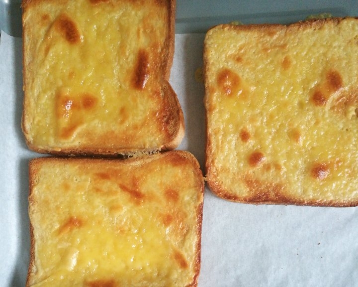 减脂版岩烧乳酪面包片
