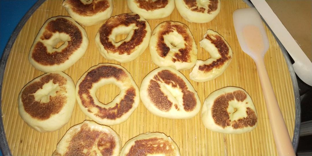 砂糖甜甜圈，不用烤箱甜蜜松软好好吃