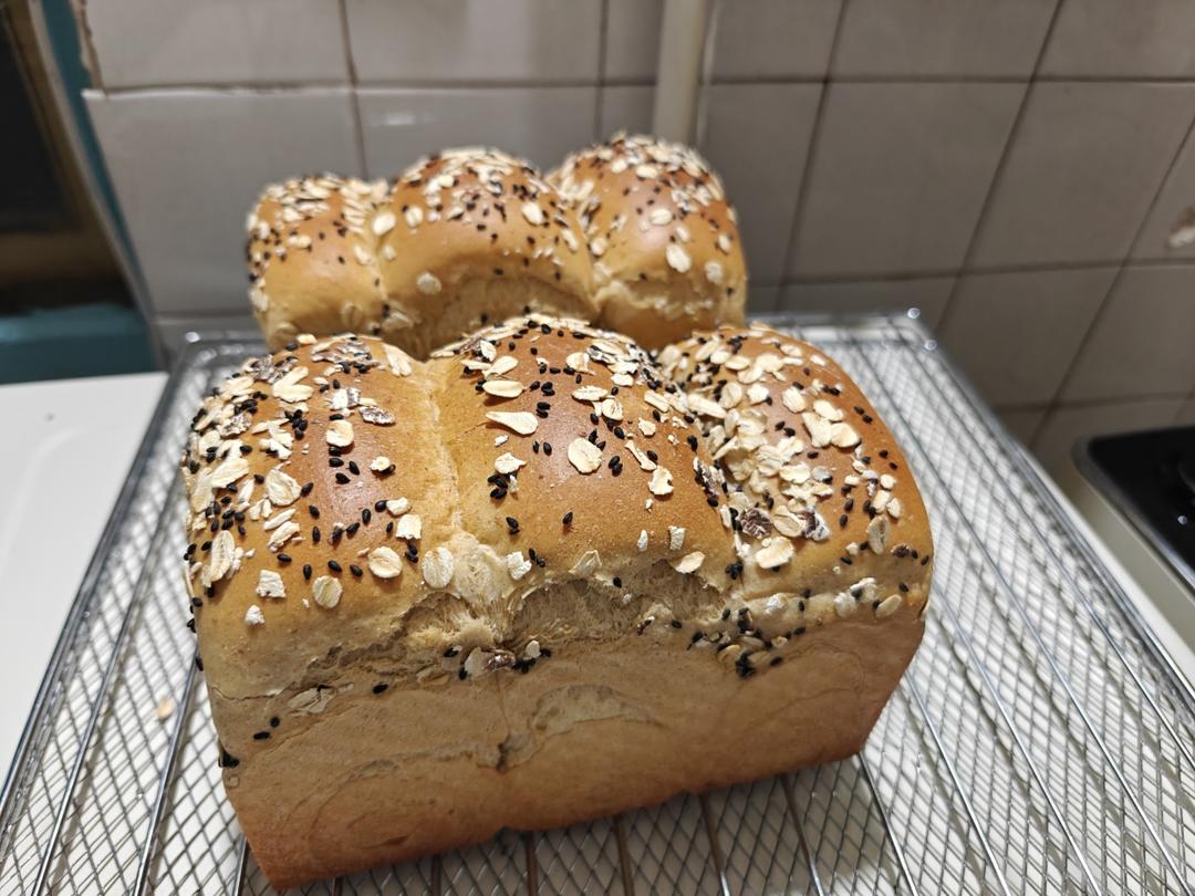 全家都爱吃的健康全麦吐司，新手也能做