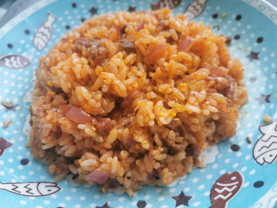 超好吃韩式洋葱牛肉炒饭