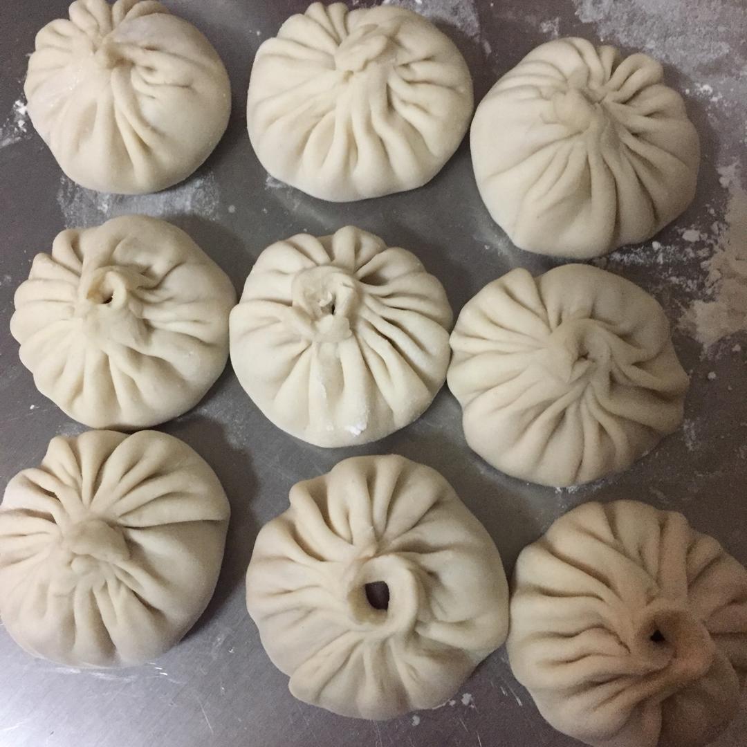 老师傅传授的小笼包