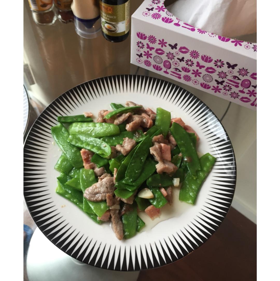 腊肠炒荷兰豆