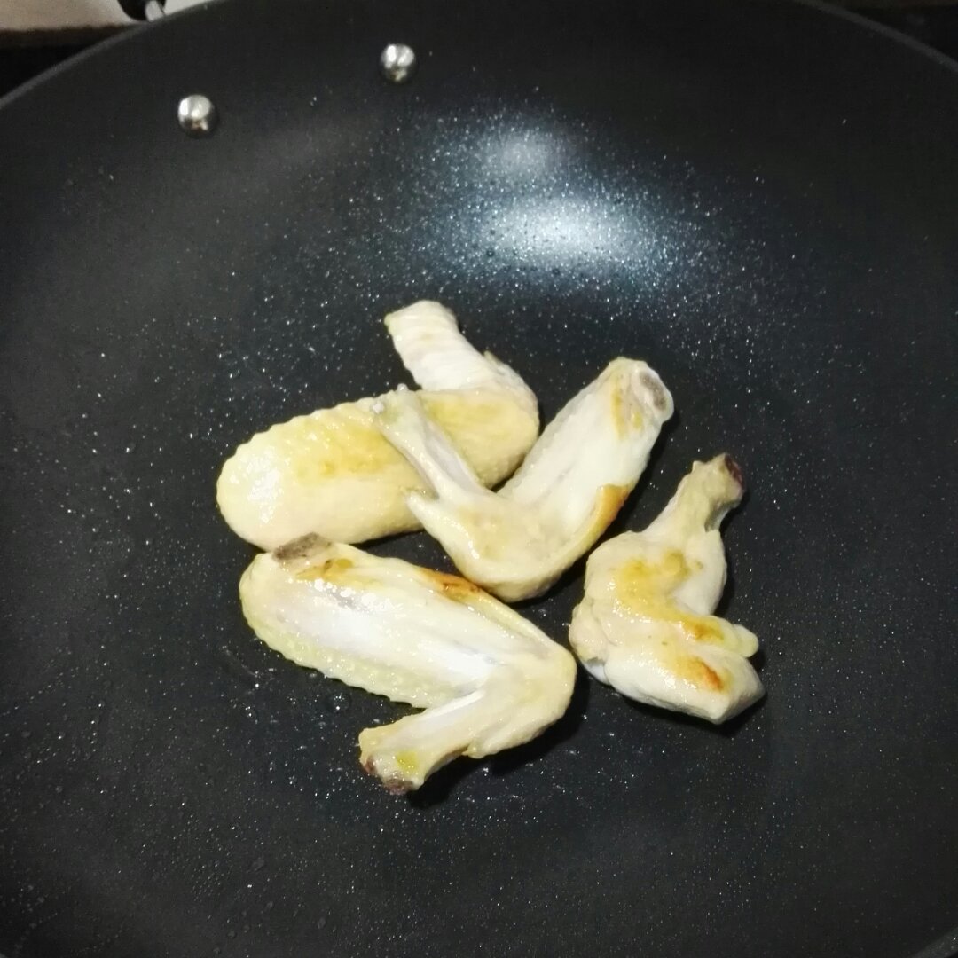 盐煎鸡翅