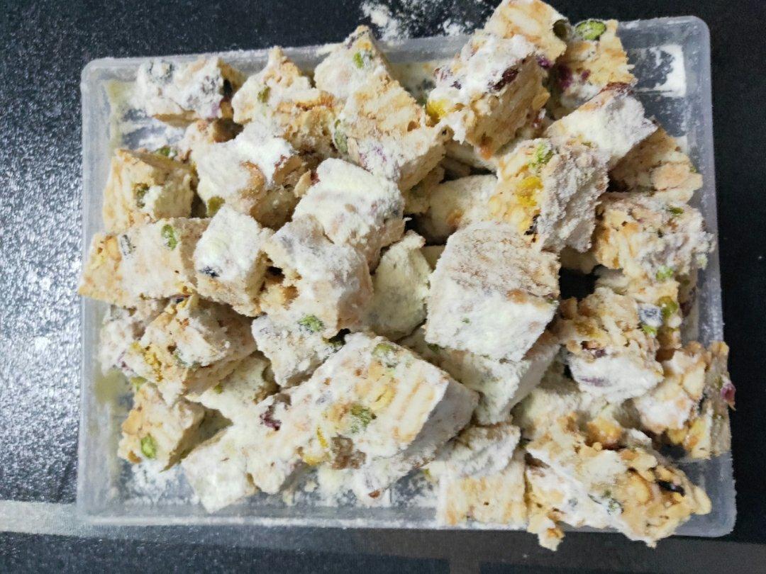 颜值高口感美妙的雪花酥