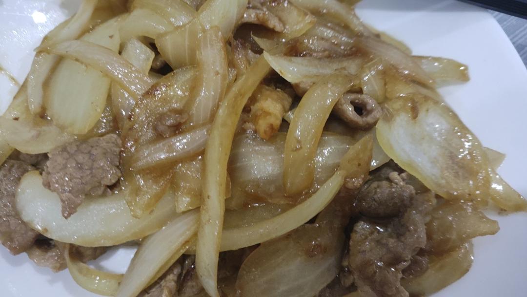 十分钟一道菜～洋葱炒牛肉2020.04.30