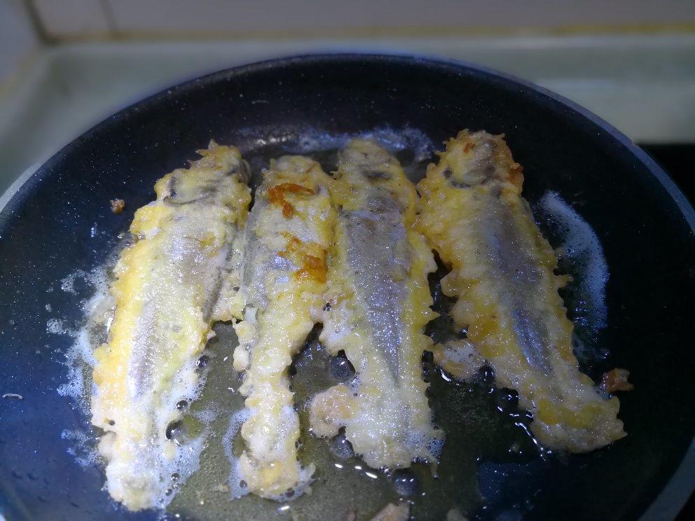 酥炸小黄鱼