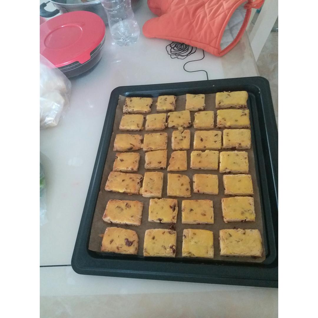 蔓越莓(葡萄)奶酥  适合给孩子的少糖配方😉