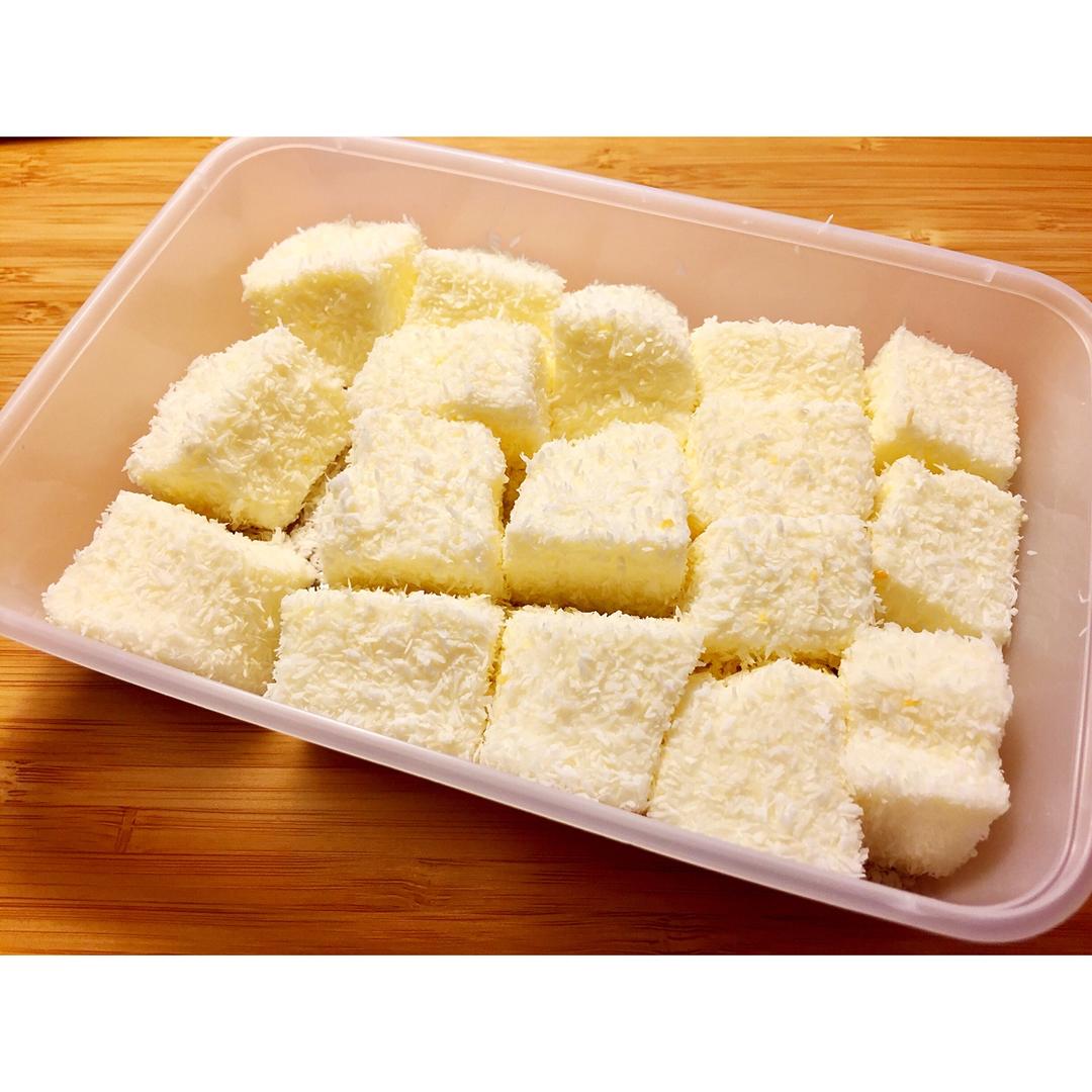 完胜85度C牛奶椰丝小方