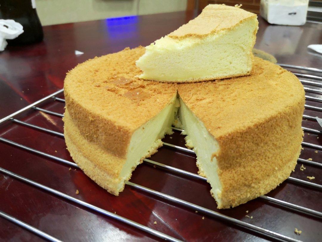 烤箱做蛋糕（戚风蛋糕的做法）