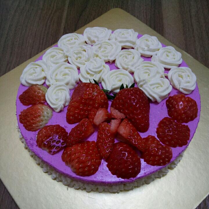 火龙果慕斯（小蛋糕）