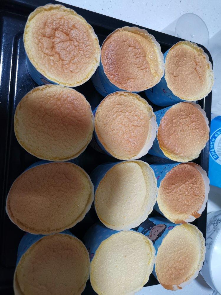 凉了也不回缩的戚风纸杯蛋糕🍰超级绵软 适合宝宝吃哦