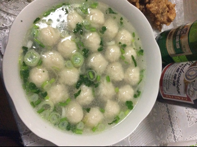 鸡肉丸子青菜汤