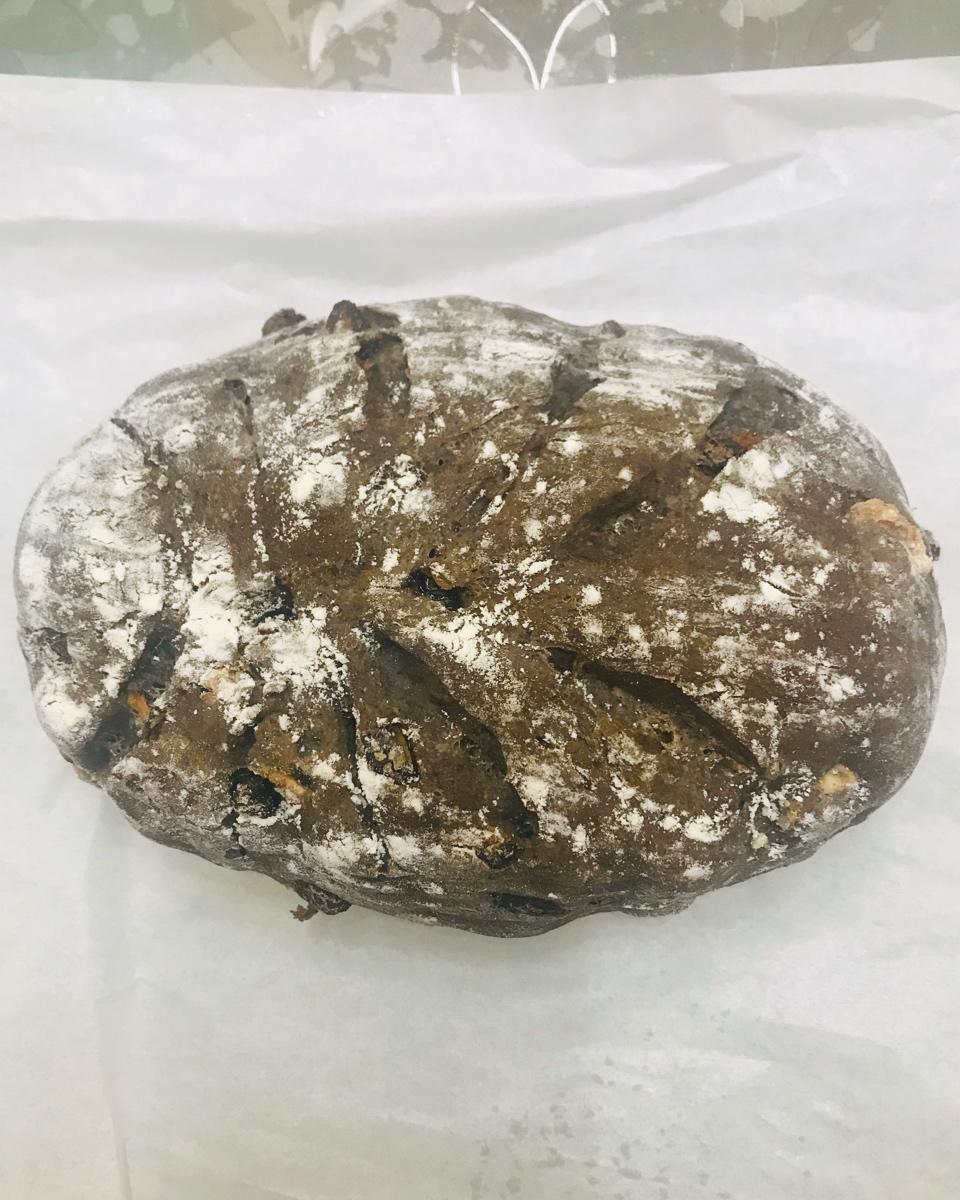 手揉老面核桃葡萄干面包（30%+黑麦全麦）