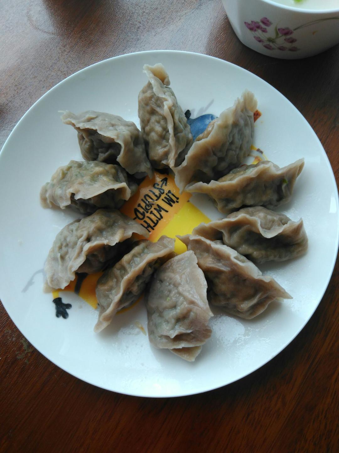 大馅饺子之美味的鸡蛋青椒