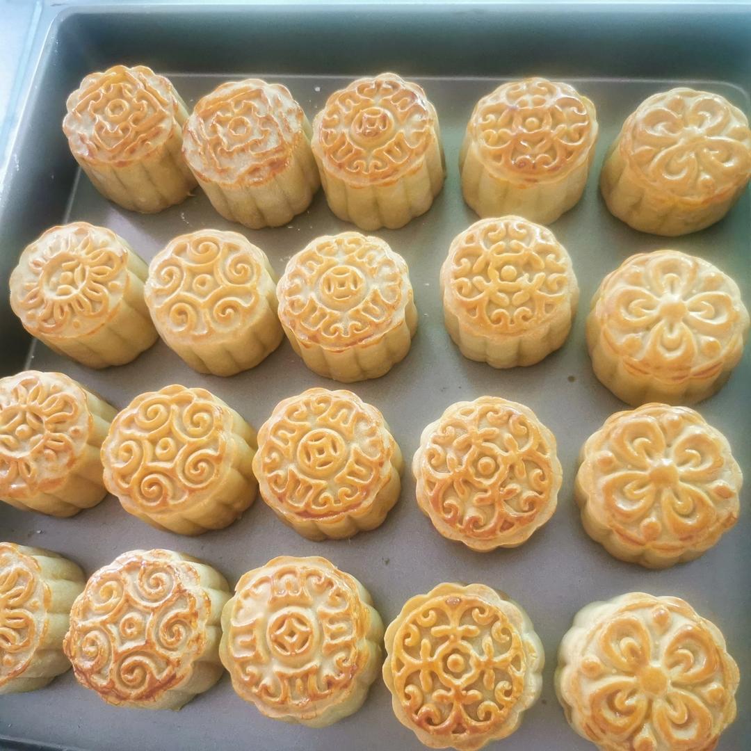 广式月饼（豆沙蛋黄馅）50克