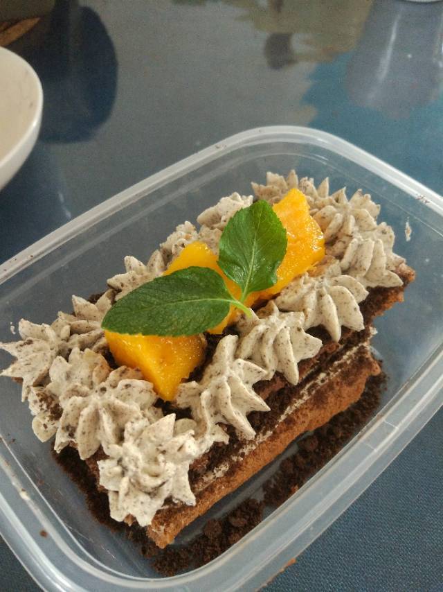 奥利奥咸奶油可可盒子蛋糕