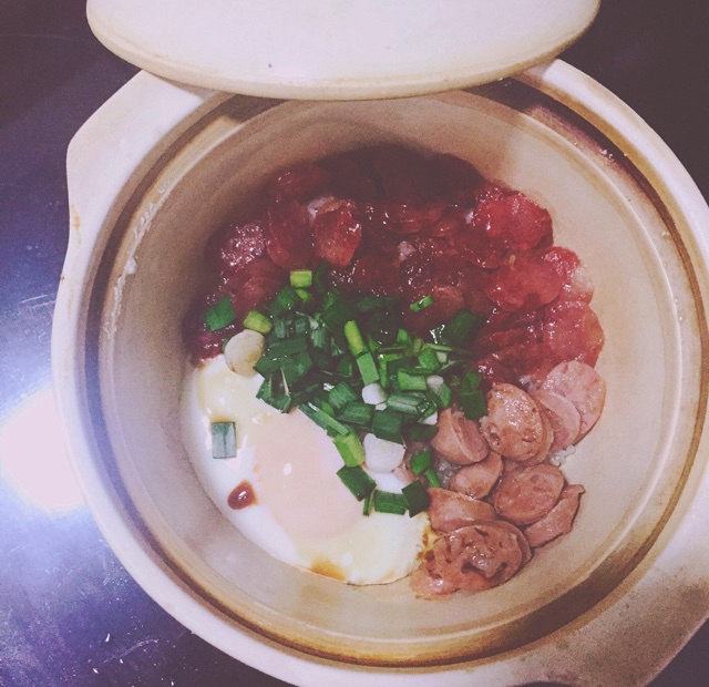 香肠煲仔饭