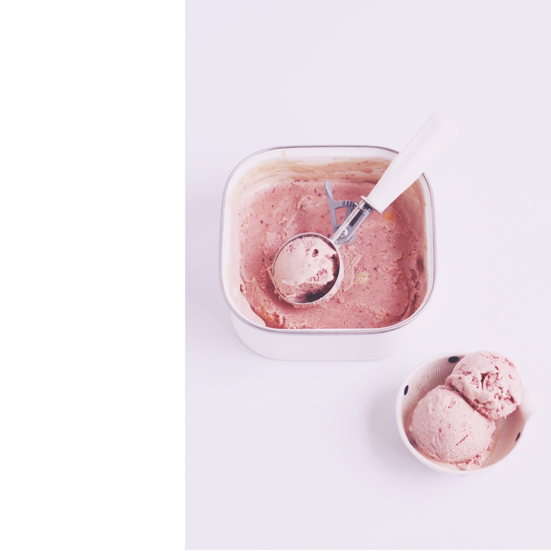 低脂樱桃酸奶冰淇淋