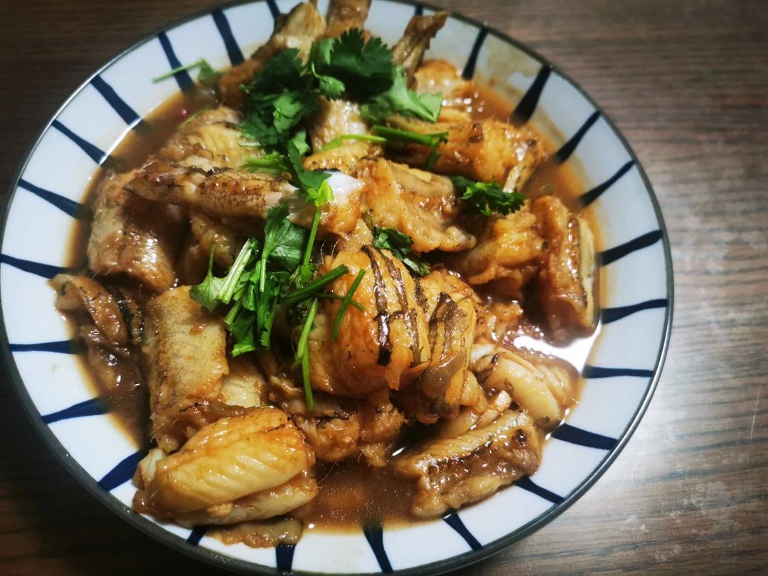 红烧豆腐鱼（水潺，龙头鱼）｜葱姜蒜烧豆腐鱼