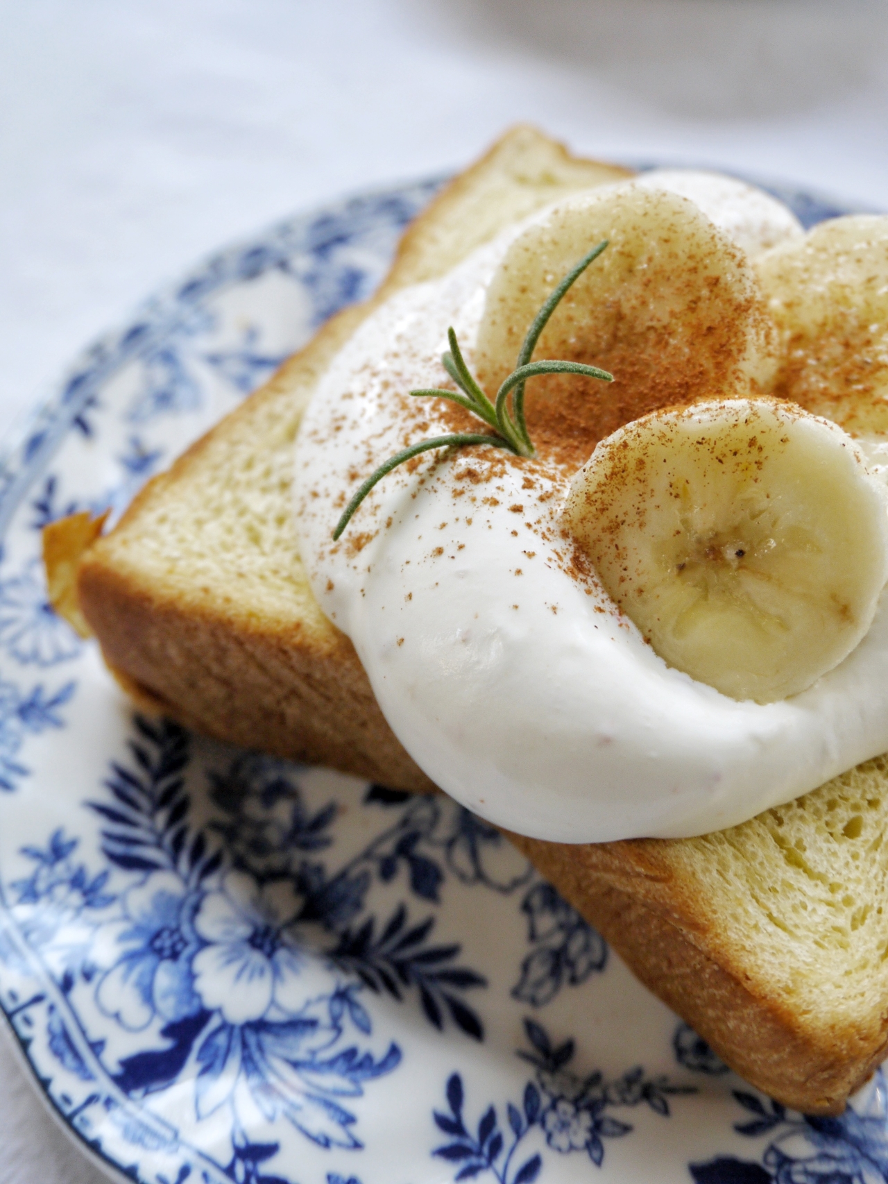 快手早餐--肉桂香蕉奶油吐司的做法