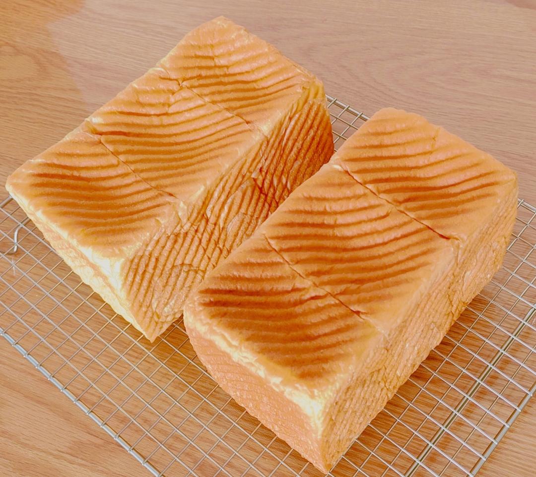 好吃到犯规的网红「生吐司」