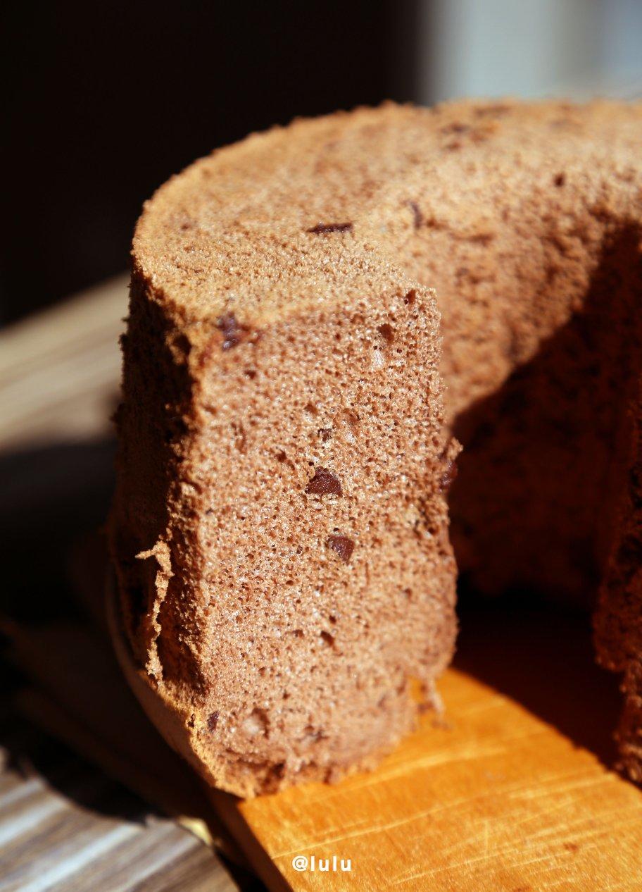 香浓柔软的可可戚风蛋糕