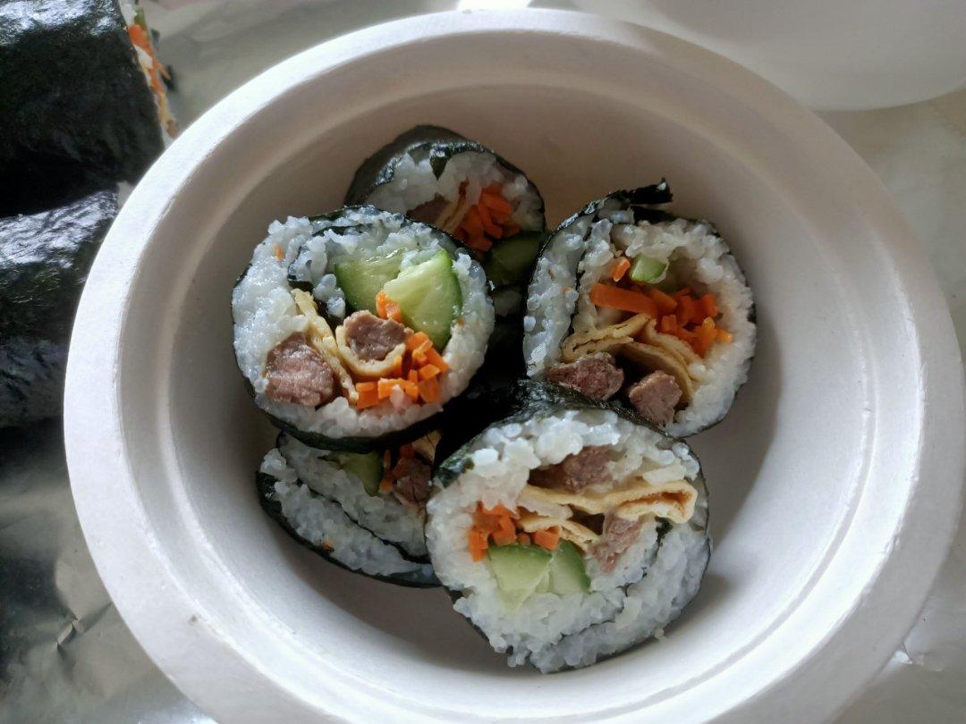 韩式紫菜包饭