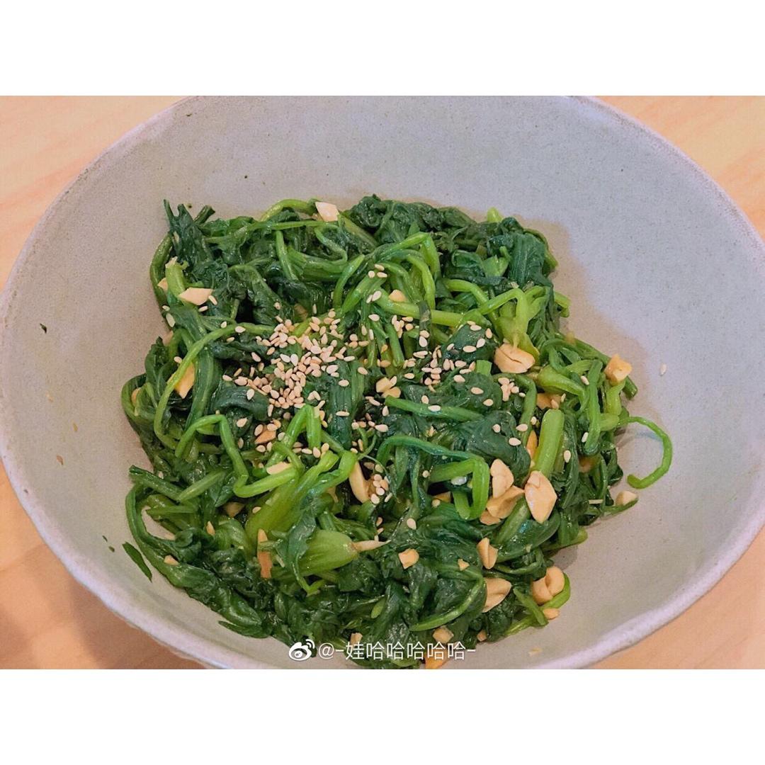 凉拌菠菜(家传秘方)