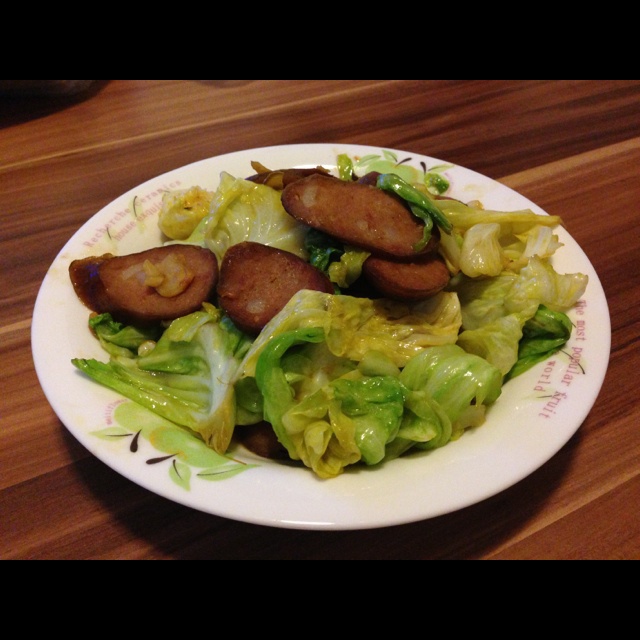 腊肠手撕包菜