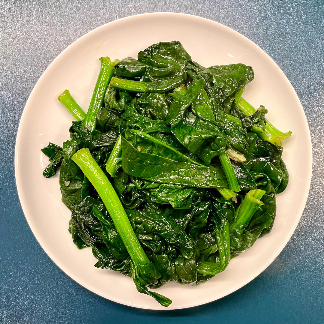 不涩口又嫩的清炒菠菜