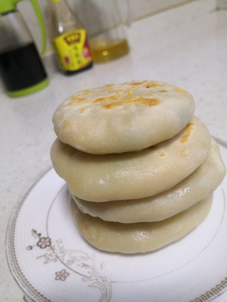 会连续吃八个的萝卜馅饼