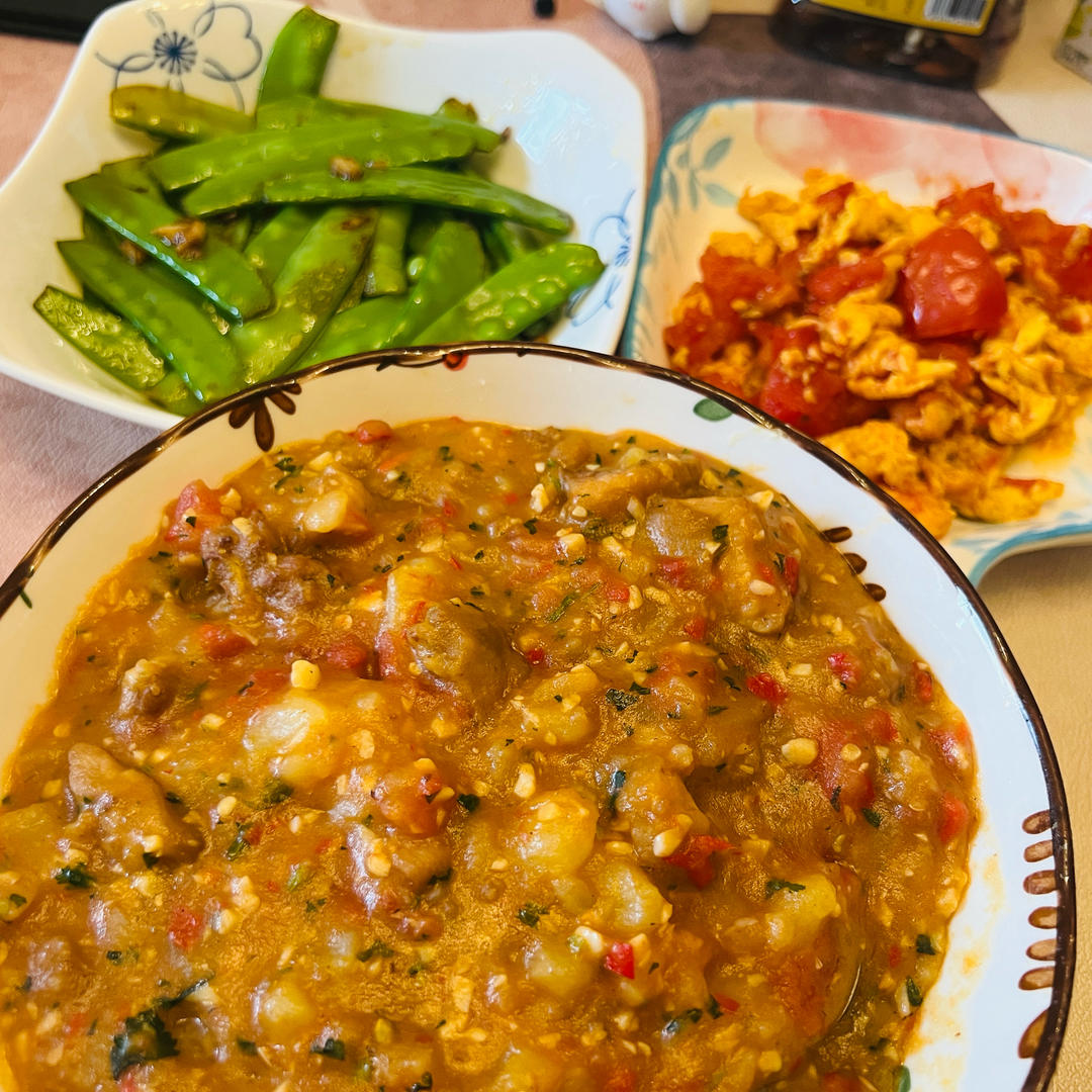 火烧云招牌菜【土豆油焖鸡】！咕噜一锅煮，香到没边！