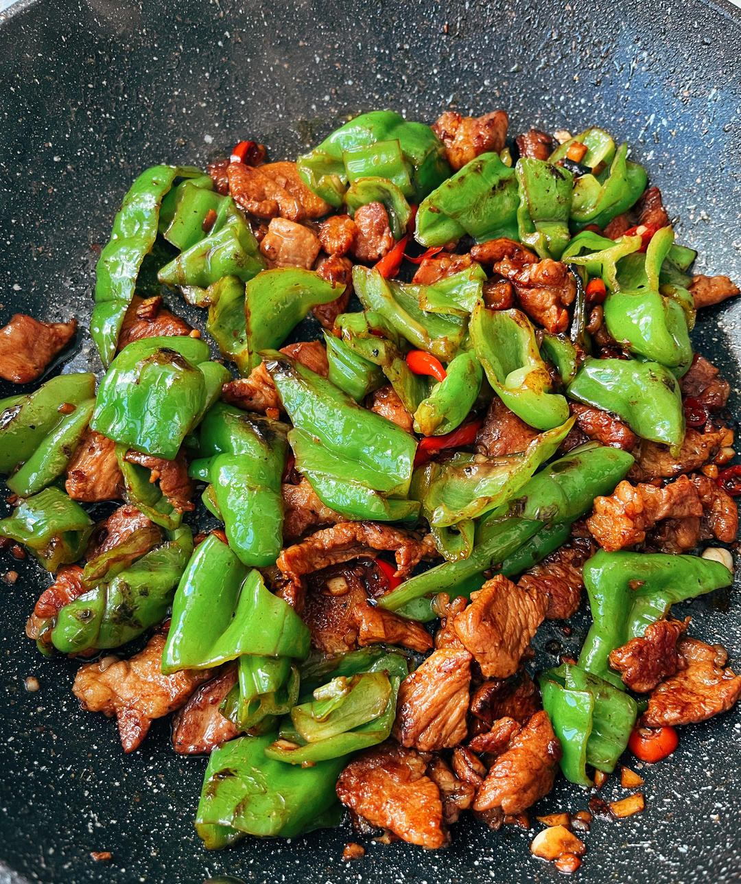 正宗辣椒炒肉