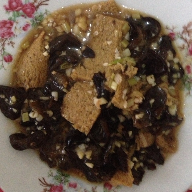 卤汁葱香冻豆腐