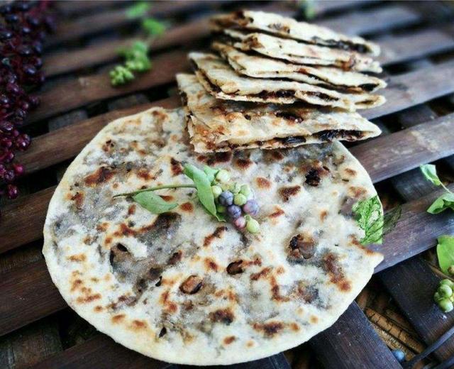 小美薄脆梅干菜肉饼的做法