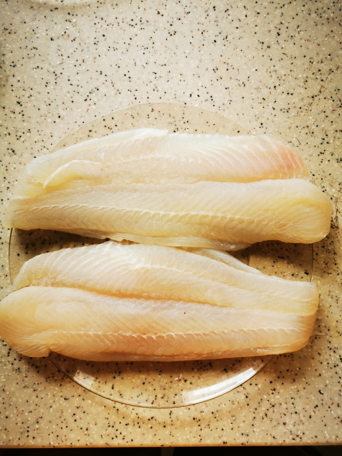 酸菜鱼（鱼肉鲜嫩，酸菜更好吃）的做法 步骤1