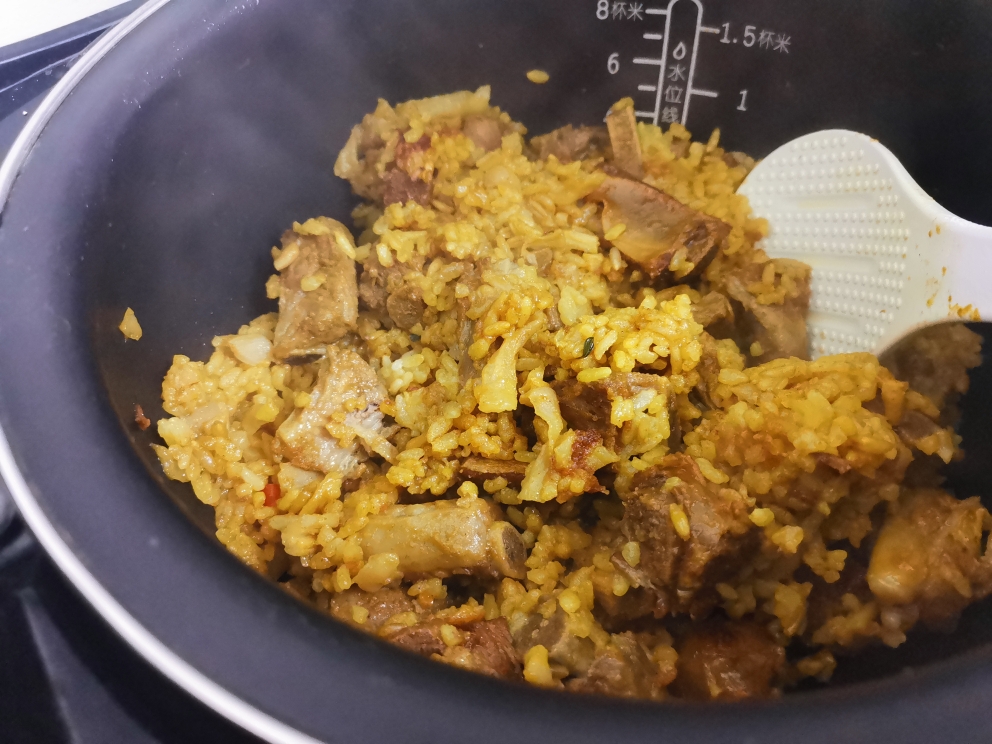 快手咖喱排骨焖饭的做法 步骤9