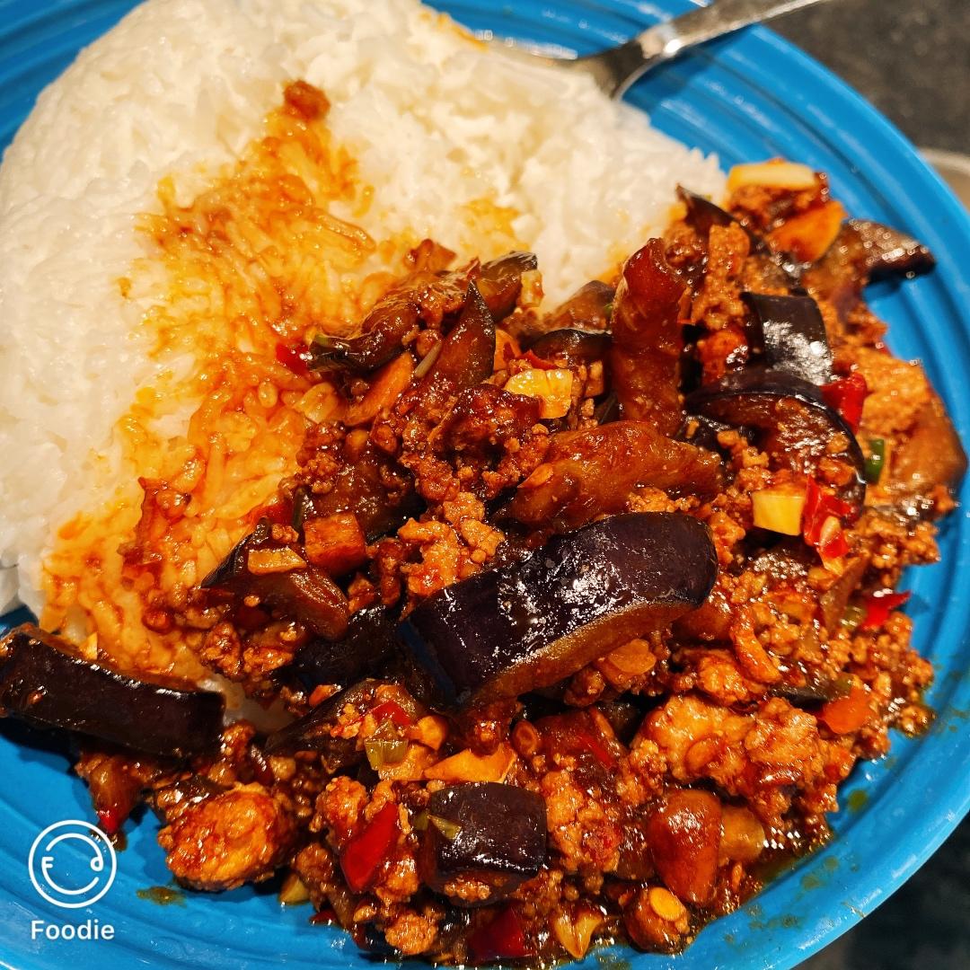 开胃下饭菜！巨简单的家常鱼香茄子煲