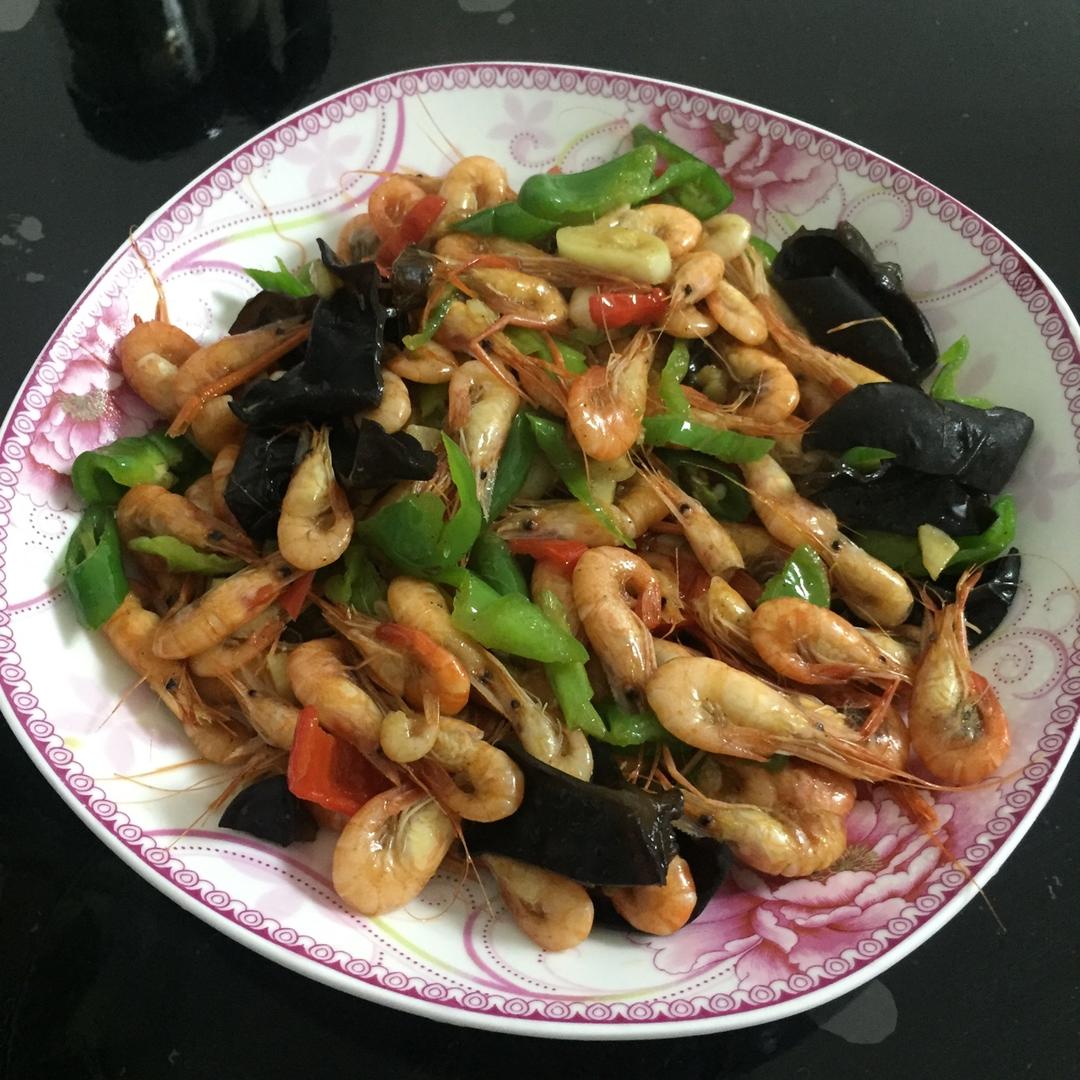 家常徽菜：青椒炒小河虾