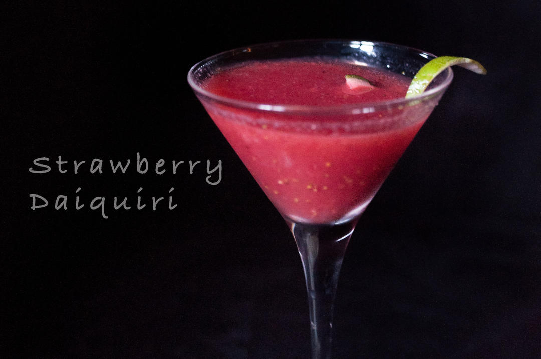 草莓戴吉利～Strawberry Daiquiri的做法
