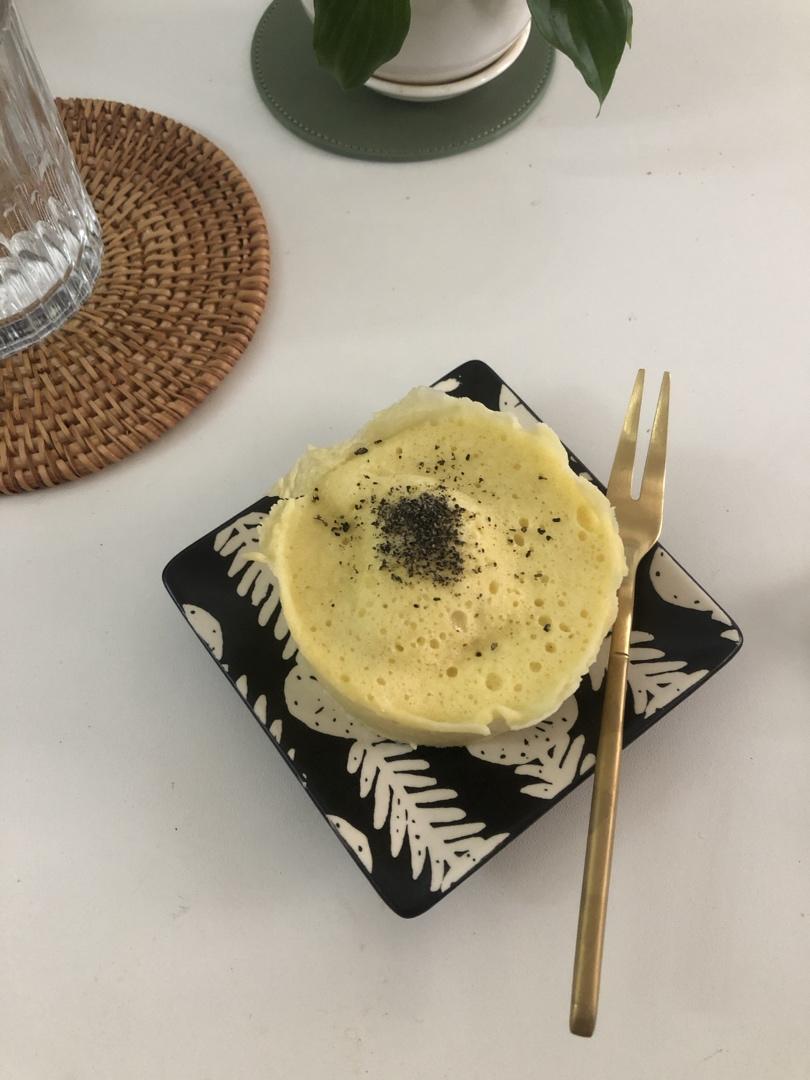 【生酮低碳】2分钟微波汉堡面包蛋糕