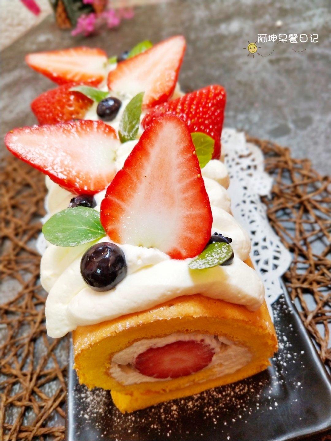 草莓奶油卷/O卷/小山卷