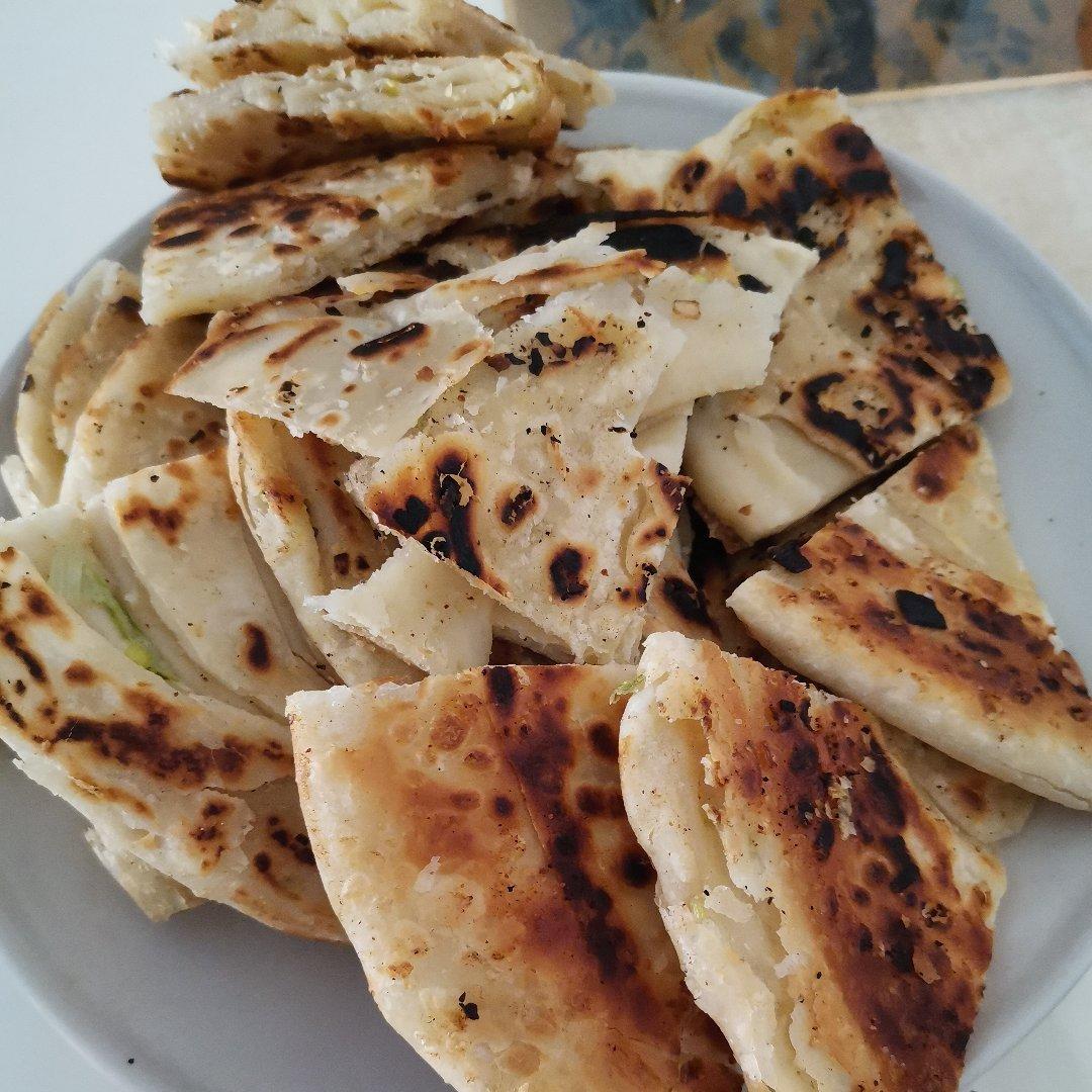 外酥内软千层葱花饼