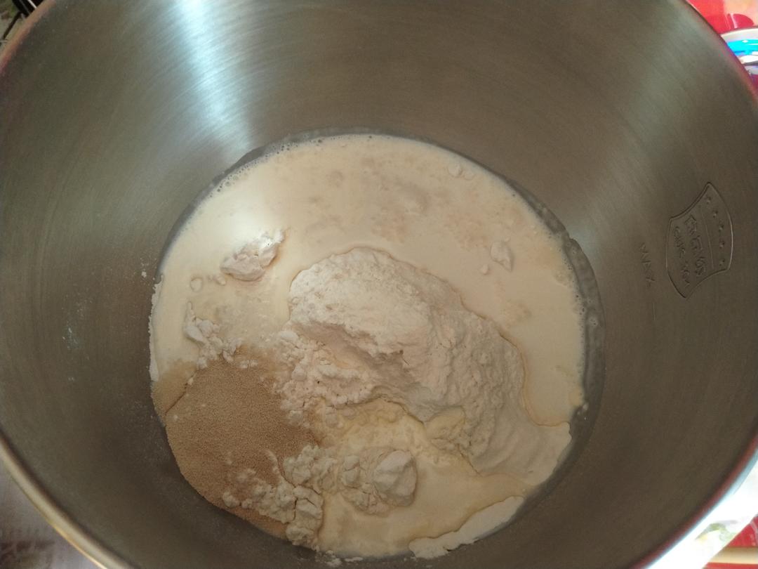 纯奶手撕吐司的做法 步骤1