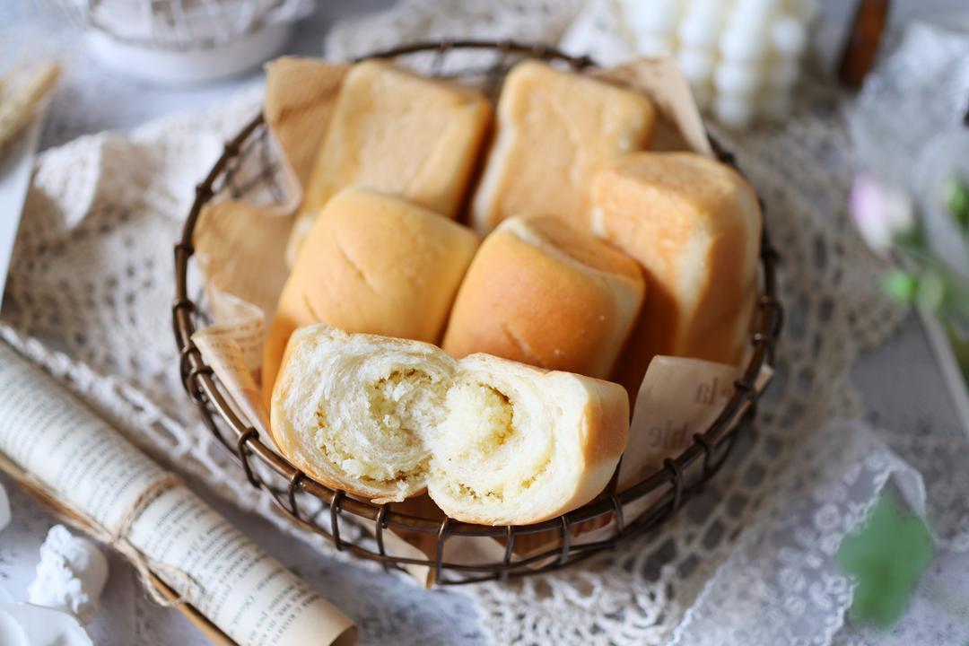 纯奶手撕吐司的做法 步骤1