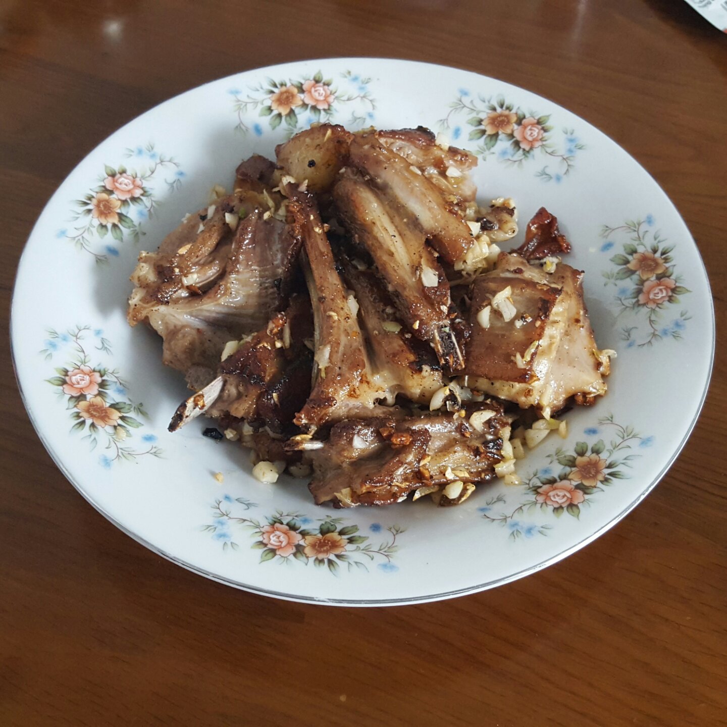 金牌蒜香排骨
