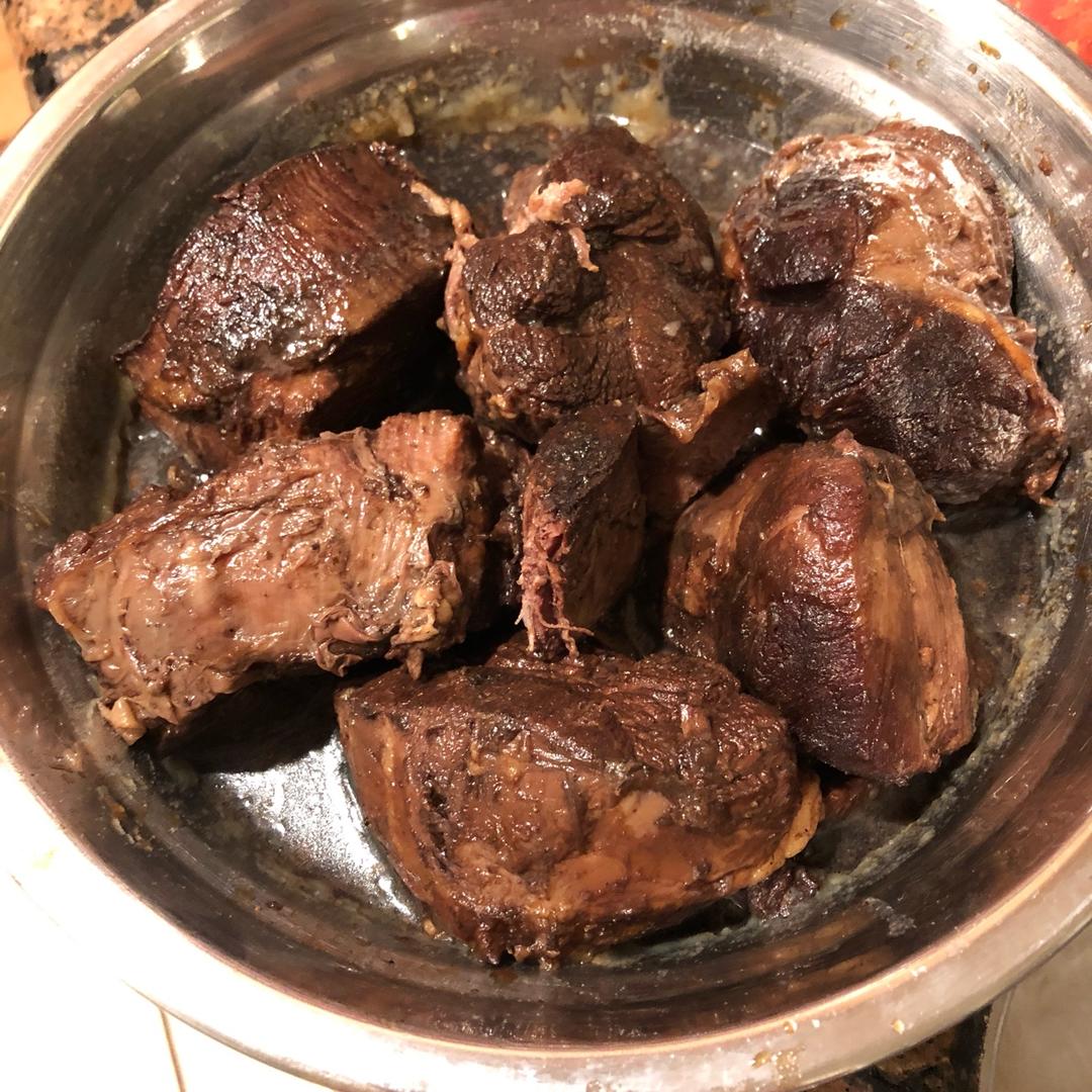 卤牛肉