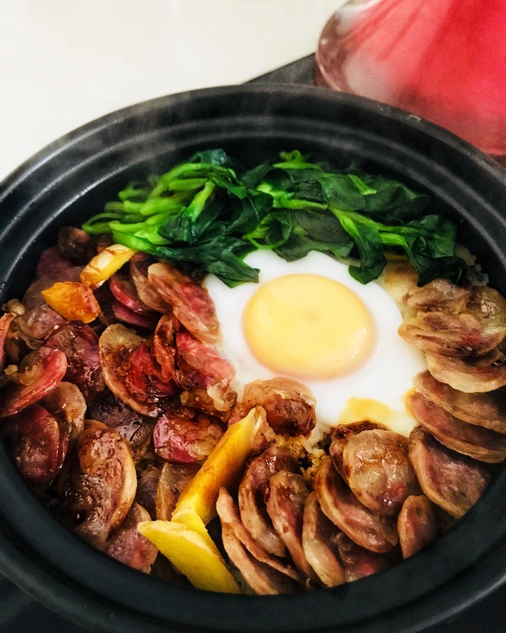 香肠煲仔饭