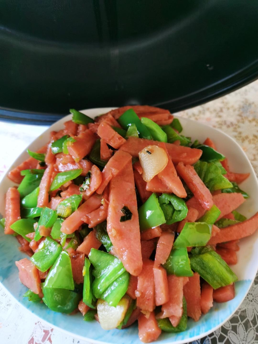 青椒炒火腿肠