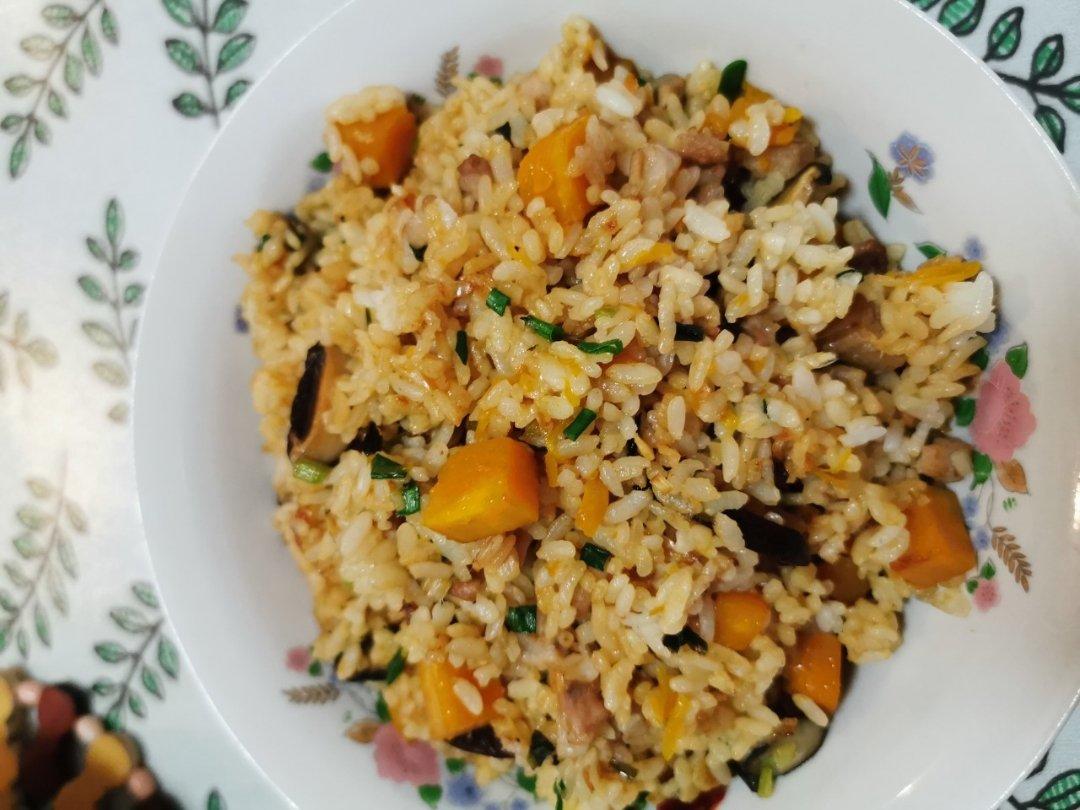 美味到不行的南瓜饭